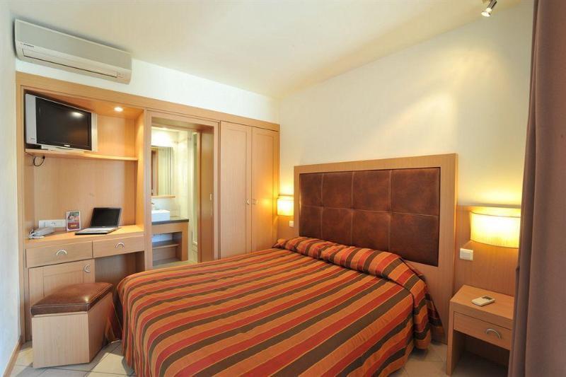 Ibis Budget Cannes Mougins Esterno foto